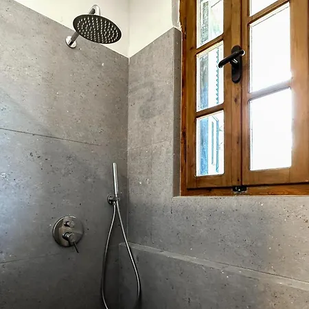 Lovely In Aghios Dimitrism