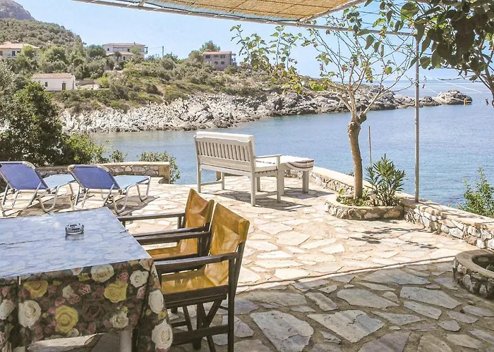 Lovely In Aghios Dimitrism * Kotronion (West Mani)