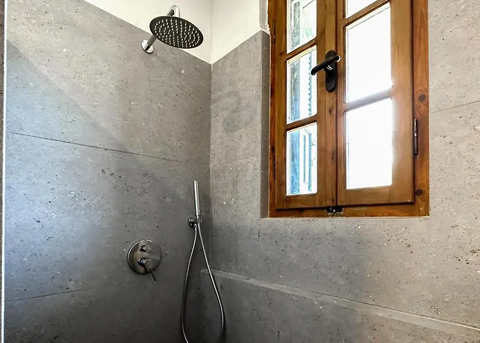 Lovely In Aghios Dimitrism